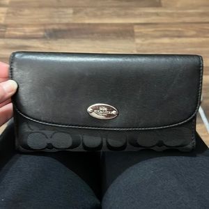 Coach wallet, black